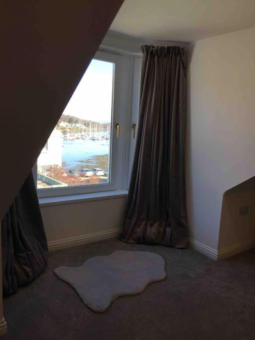 Tarbert Large, Bright, 4 Bedroom Flat With Harbour Views Apartment Tarbert (Argyll and Bute)