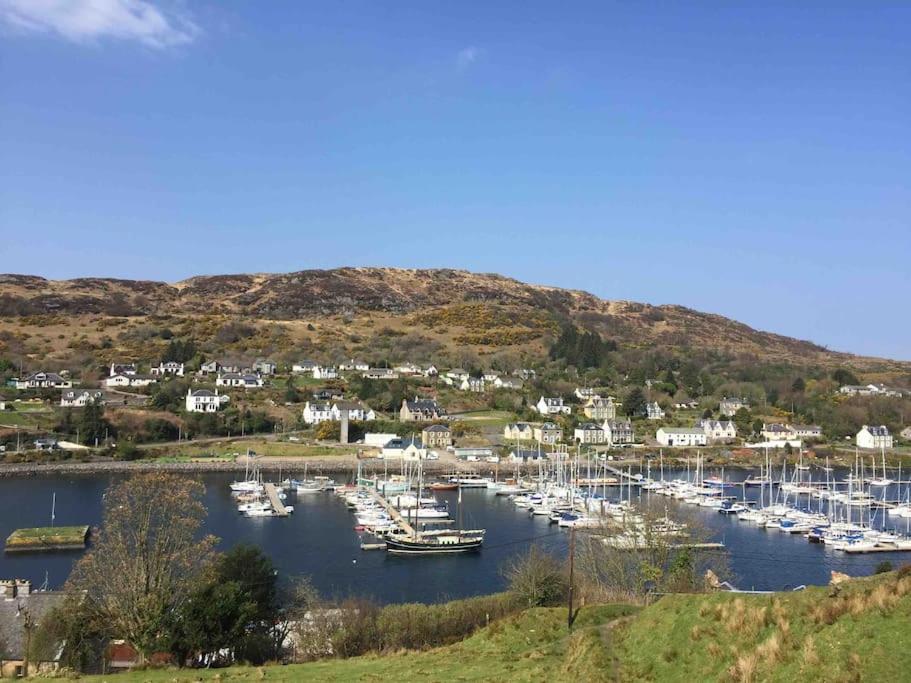Tarbert Large, Bright, 4 Bedroom Flat With Harbour Views Apartment Tarbert (Argyll and Bute)